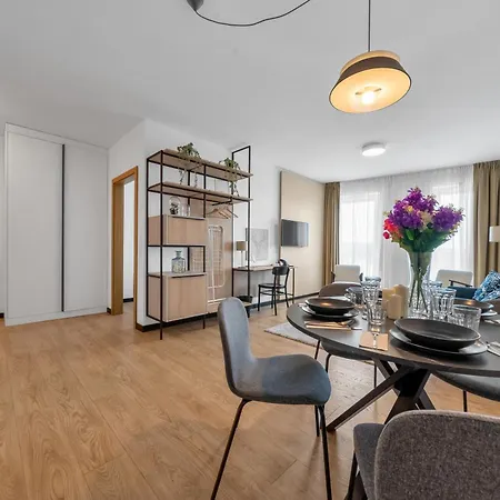 National Stadium - Parking, Workspace - By Rentujemy Apartment *