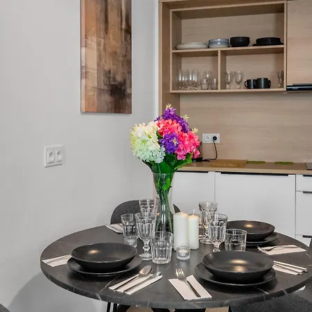 National Stadium - Parking, Workspace - By Rentujemy * ורשה