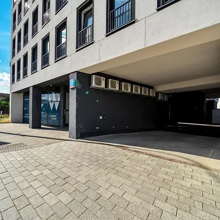 Daire National Stadium - Parking, Workspace - By Rentujemy *